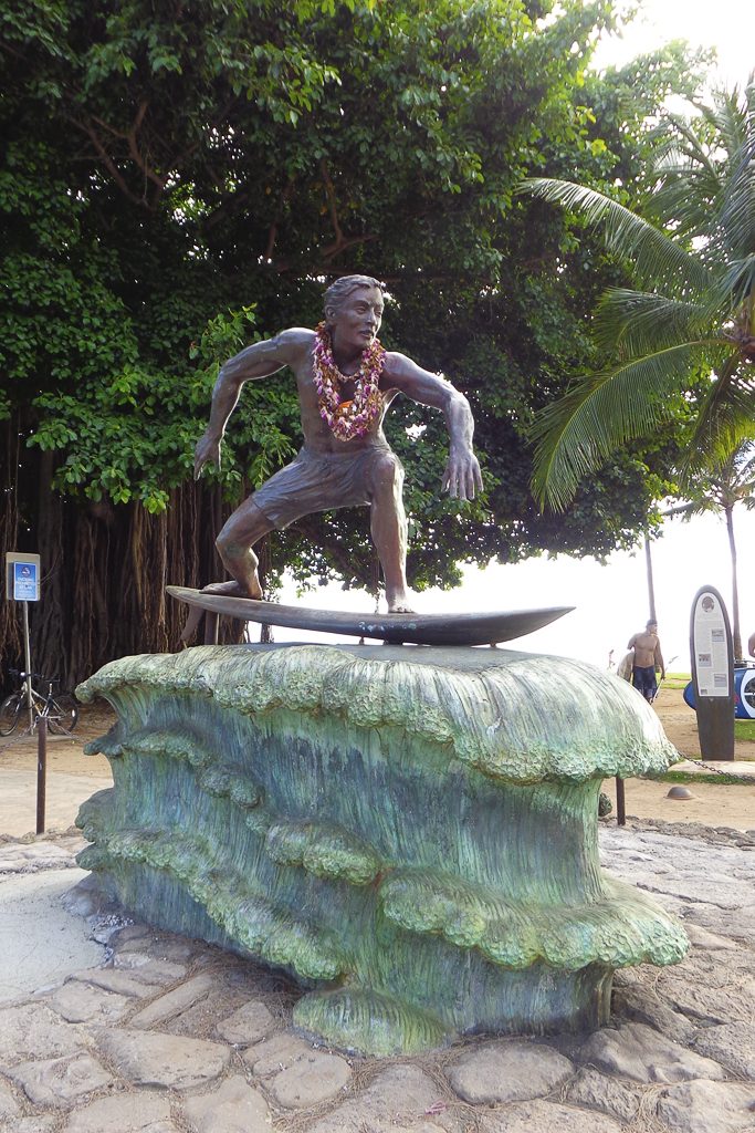 Statue of surfer at Waikiki beach, Honolulu.
