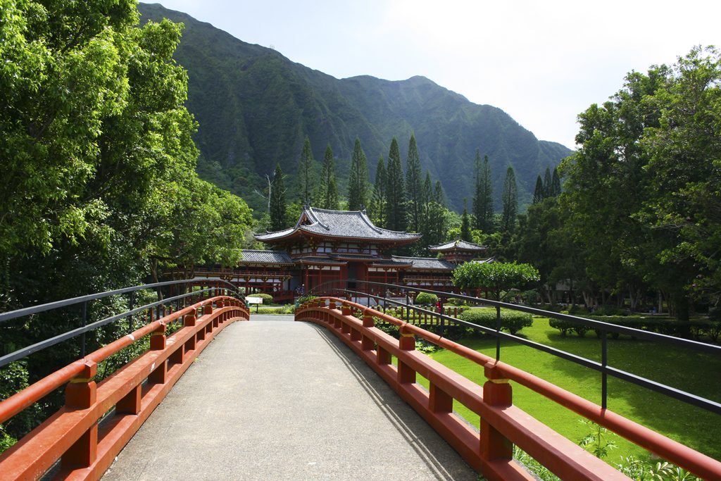 Valley of the Temples Memorial Park, Oahu
