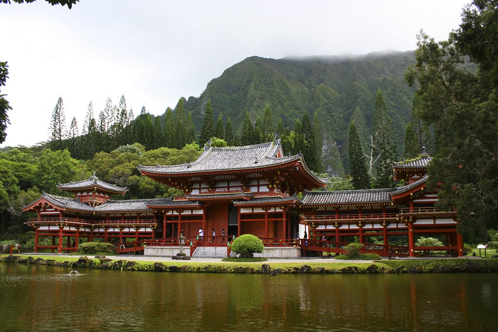 Valley of the Temples Memorial Park, Oahu