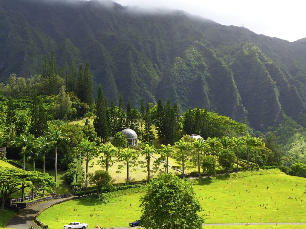 Valley of the Temples Memorial Park, Oahu